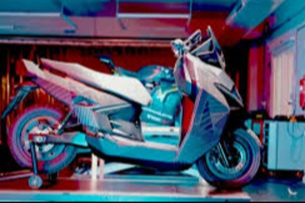 2027 ஜனவரியில் அறிமுகமாகும் Ultraviolette Tesseract மின்சார ஸ்கூட்டர்