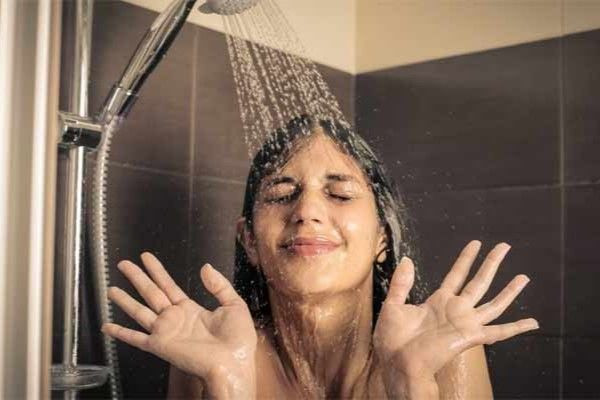 குளிப்பது எதற்காக  தெரியுமா?