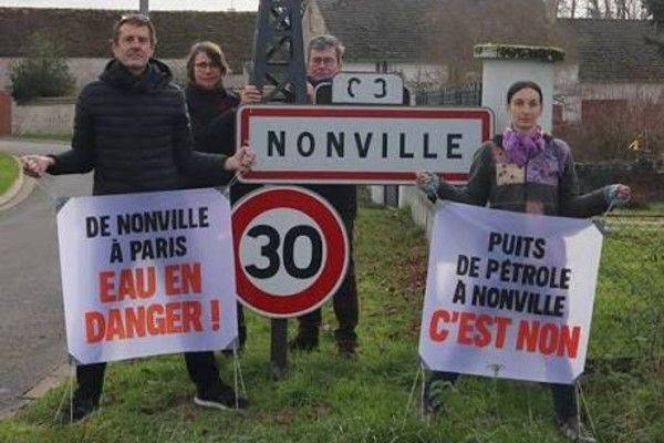 1,80,000 பரிசியர்களின் குடிநீர் ஆபத்தில்??