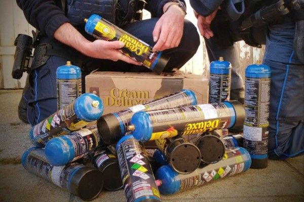 Gonesse: இளைஞர்களுக்கு ஆபத்தான வாயு கொண்ட சுமார் 25,000 சிலிண்டர்கள் பறிமுதல்!!