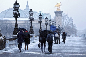 Île-de-France பகுதியில் ஞாயிற்றுக்கிழமை பனிப்பொழிவு: செம்மஞ்சள் எச்சரிக்கை அறிவிப்பு!!