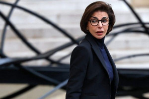 பரிஸ் மேயர் தேர்தலை முன்னிட்டு, Rachida Dati கலாச்சார அமைச்சர் பதவியிலிருந்து விலகல்!!