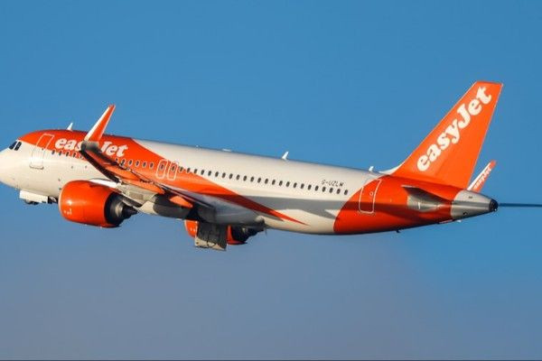 நாளை வேலைநிறுத்தத்தில் ஈடுபடும் EasyJet விமான பணியாளர்கள்!!