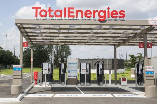 TotalEnergies: ஏப்ரல் மாதத்திலும் விலை உச்சவரம்பை நீட்டிக்கிறது, ஆனால் டீசல் விலை உயர்வு!!