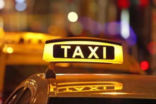 “நாங்கள் கவனிக்கப்படாத தொழில்”-டக்சி கூட்டமைப்பு குற்றச்சாட்டு!!