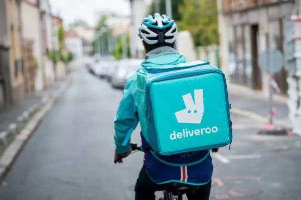 Uber, Deliveroo போன்ற நிறுவனங்களின் செயல்பாடுகளுக்கு புதிய கட்டுப்பாடுகள்!!
