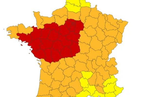 Ile de France உட்பட சனிக்கிழமை நண்பகல் முதல் 24 மாவட்டங்களுக்கு சிவப்பு எச்சரிக்கை!!