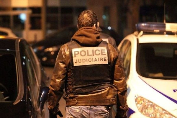 நாட்டை விட்டு வெளியேற பணிக்கப்பட்ட ஒருவர் - காவல்துறையினரால் கைது!!