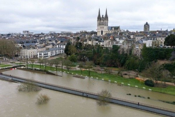 மழை கொட்டித்தீர்த்த பெப்ரவரி!!