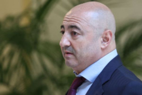 உக்ரைனில் பணியாற்ற பதவியை ராஜினாமா செய்த ரஷ்ய செனட்டர்