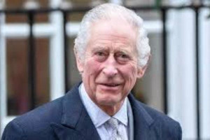 அண்ட்ரூ மீதான குற்றச்சாட்டு தொடர்பில் விசாரணைக்கு உதவத் தயார் – மன்னர் சார்ள்ஸ்