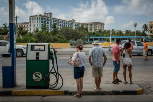 கியூபாவில் நிலவும் எரிபொருள் பற்றாக்குறை - கனடா விடுத்த பயண எச்சரிக்கை