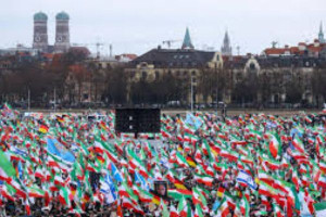 மியூனிக்கில் ஈரானுக்கு எதிராக திரண்ட ஆர்ப்பாட்டக்காரர்கள்