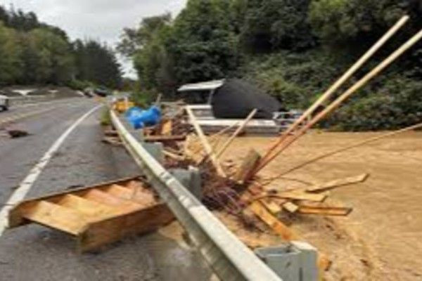 நியூசிலாந்தில் கடும் மழையால் வெள்ளப்பெருக்கு