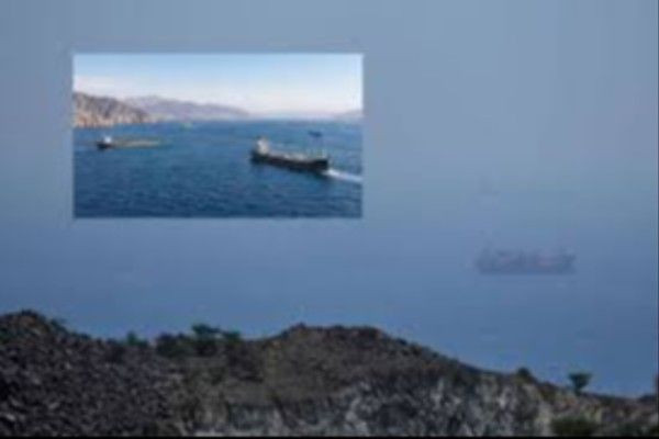 ஹோர்முஸ் நீரிணையில் 3 கப்பல்கள் மீது  துப்பாக்கிச் சூடு