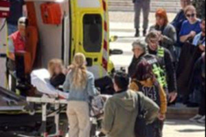 கிரேக்கத் தலைநகரில் இரண்டு இடங்களில் துப்பாக்கிச் சூடு - பலர் காயம்  