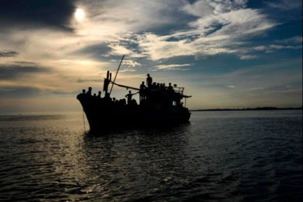 மியன்மார் கடலில் படகு விபத்துகளில், 500க்கும் மேற்பட்டோர் உயிரிழப்பு!