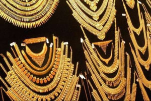 இலங்கையில் 4 இலட்சத்தை கடந்த தங்கத்தின் விலை