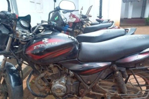 வவுனியாவில் கணவன் மனைவி உட்பட மூவர் செய்த மோசமான செயல்