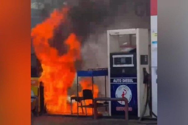 யாழில் எரிபொருள் நிரப்பு நிலையத்தில் தீ விபத்து