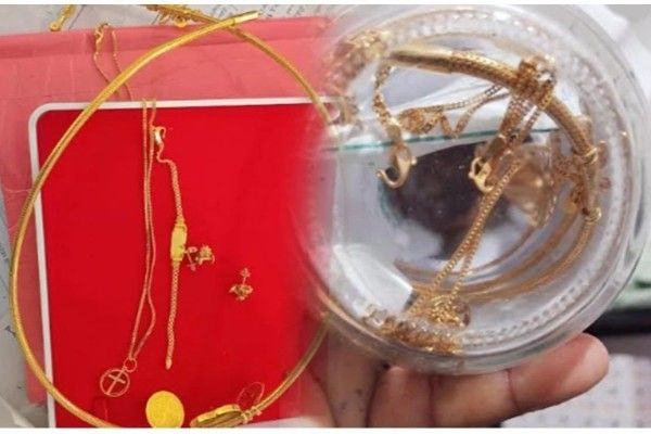 யாழில் தங்க நகைகளைத் திருடிய பெண்ணுக்கு காத்திருந்த அதிர்ச்சி