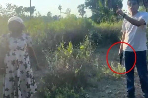 பெண்களைத் துப்பாக்கி காட்டி அச்சுறுத்தியதாக அர்ச்சுனா மீது குற்றச்சாட்டு