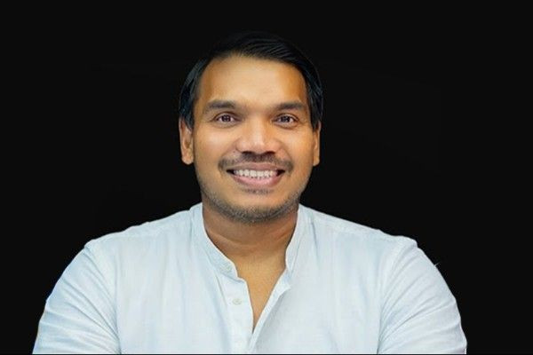 உயிர்த்த ஞாயிறு தாக்குதல் விசாரணைகளால் சர்ச்சையில் சிக்கிய  நாமல்