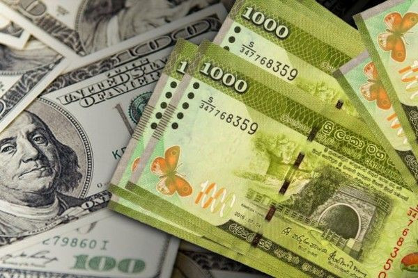 அமெரிக்க டொலருக்கு நிகரான இலங்கை ரூபாயின் பெறுமதி வீழ்ச்சி