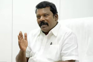 பத்திரிகையால் மோசடி புகாரில் சிக்கினார் செல்வப்பெருந்தகை!