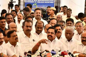 அதிமுக ஆட்சியில் ஒவ்வொரு குடும்பத்திற்கும் ரூ.10 ஆயிரம்: எடப்பாடி பழனிசாமி அதிரடி