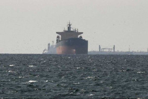 ரஷ்யாவில் இருந்து சென்னை வந்தது ஒரு லட்சம் டன் கச்சா எண்ணெய் ஏற்றிய கப்பல்!