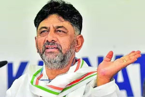 விஜய் முதிர்ச்சியற்ற அரசியல்வாதி: டி.கே.சிவக்குமார்