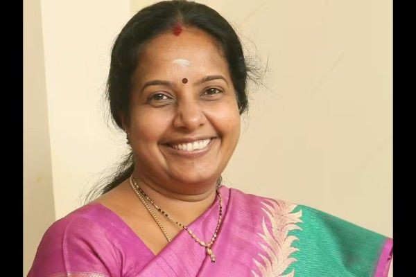 கமலுக்கு புகட்டிய பாடத்தை கரூர்காரருக்கும் புகட்டுவர்: வானதி தாக்கு