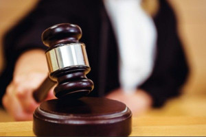 ராகுல் மீதான இரட்டை குடியுரிமை புகார்: முந்தைய உத்தரவை நிறுத்தியது ஐகோர்ட்