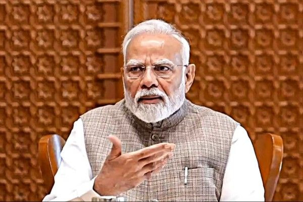 பெண்களை திரிணமுல் காங்., வஞ்சித்து விட்டது; பிரதமர் மோடி குற்றச்சாட்டு