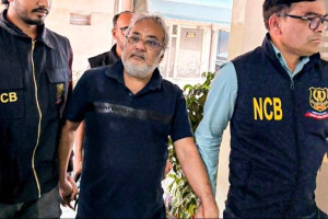 வெளிநாடுகளில் பதுங்கிய குற்றவாளிகளை பிடிக்க இந்தியா தீவிரம்