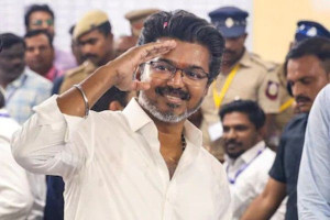 ஜோசப் விஜய் ஆகிய நான்.. - நாளை முதல்-அமைச்சராக பதவியேற்கிறார்?