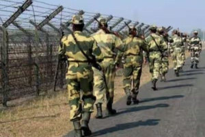 எல்லையில் முள்வேலி அமைக்கும் இந்தியா; வங்கதேசம் எதிர்ப்பு தெரிவிப்பது ஏன்?