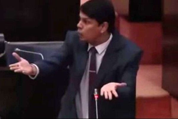 ஒரு வேளை சாப்பாடு கூட கொடுத்ததில்லை; சீமானை வெளுத்த இலங்கை எம்.பி.