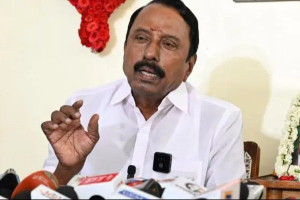 தமிழக அமைச்சரவையில்  அ.தி.மு.க.வுக்கு இடம் உண்டா? செங்கோட்டையன் பதில்