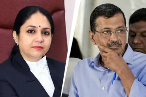 நீதிபதிக்கு எதிராக அவதுாறு:  அரவிந்த் கெஜ்ரிவாலுக்கு நோட்டீஸ்