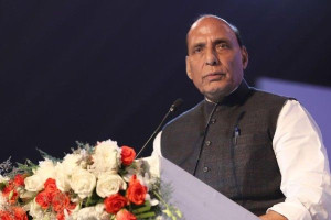 25 ஆண்டுகளில் உலகின் மிகப்பெரிய ஆயுத ஏற்றுமதியாளராக இந்தியா மாறும் ; ராஜ்நாத் சிங்