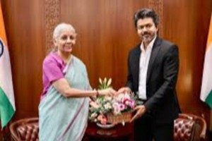 தமிழக திட்டங்களுக்கு நிதி ஒதுக்கீடு:  மத்திய நிதியமைச்சரிடம் முதல்வர் விஜய் வலியுறுத்தல்