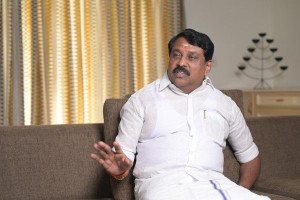 மூடப்பட்ட மதுக்கடை எத்தனை?: வெள்ளை அறிக்கை கேட்கும் பா.ஜ.