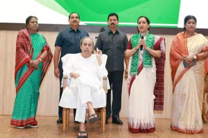 பிஜூ ஜனதா தளத்தில் இணைந்தார் வி.கே.பாண்டியன் மனைவி