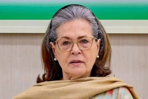 காசா விவகாரத்தில் மத்திய அரசு மவுனம்: சோனியா குற்றச்சாட்டு