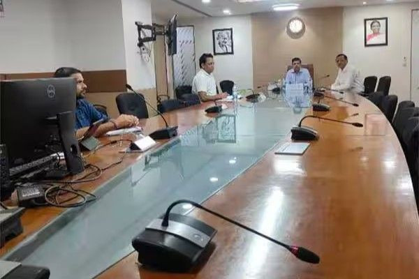 காவிரியில் தமிழகத்திற்கு தண்ணீர் திறக்க கர்நாடகா மறுப்பு