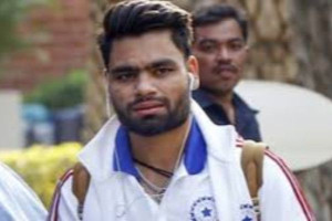  தந்தையின் உடல்நிலை காரணமாக T20 உலகக் கோப்பையிலிருந்து விலகிய ரிங்கு சிங்