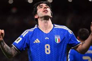 உலகக்கிண்ண தகுதிச்சுற்று - அரையிறுதியில் வென்று இறுதிப்போட்டிக்கு முன்னேறிய இத்தாலி