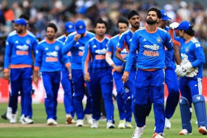 முதல்முறையாக இங்கிலாந்திடம் T20 தொடரை இழந்த இந்தியா - மோசமான 5 சாதனைகள்